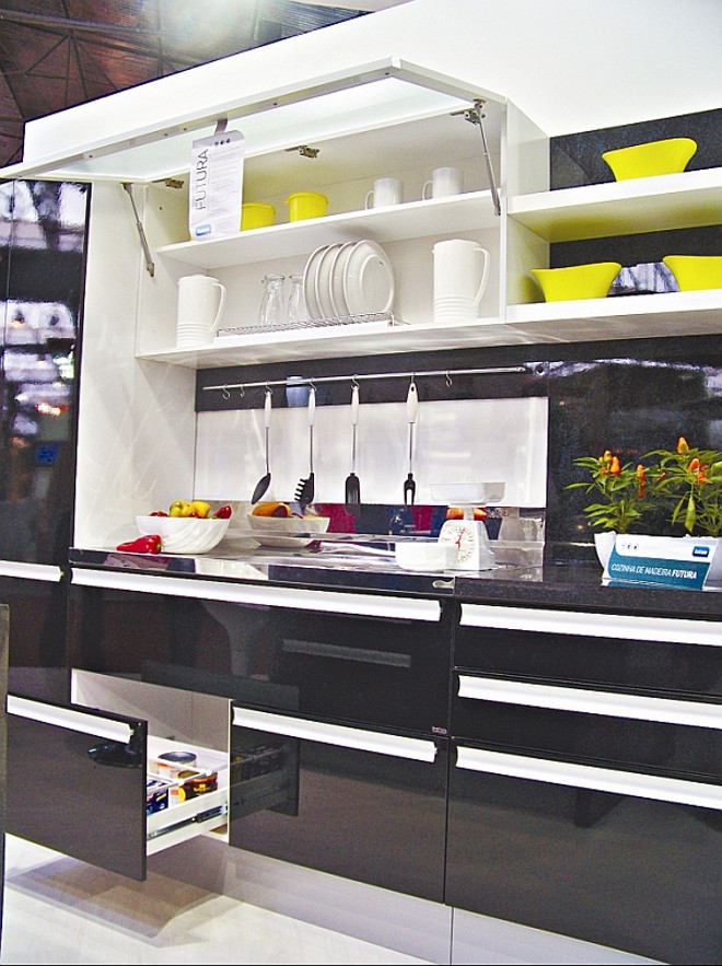 Modelo Futura, da Cozinhas Itatiaia, lançado em março na Movelpar, em Arapongas |