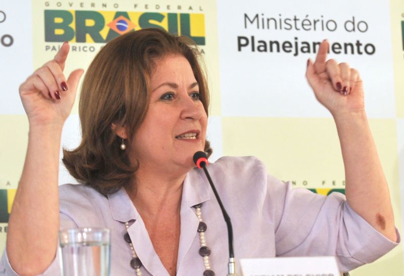 Ministra do Planejamento Miriam Belchior: país será um dos poucos que crescerão em 2012 mais do que no ano passado. | Válter Campanato/ABr