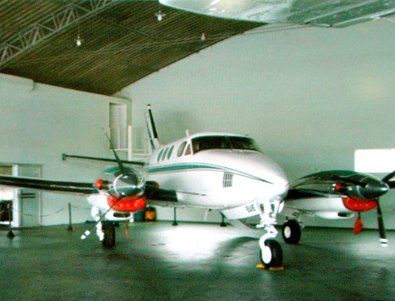 O avião King Air 1968, do governo estadual, foi leiloado por R$ 449 mil | Carlos Antônio Soates/SECS