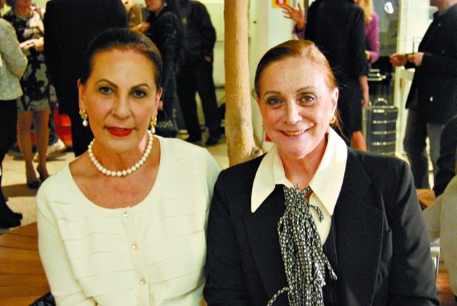 Suelena Rocha e Carmem Ferro no lançamento das joias grifadas por Rodrigo e Marcelo Alarcon, desenvolvidas com moedas originais do Império |