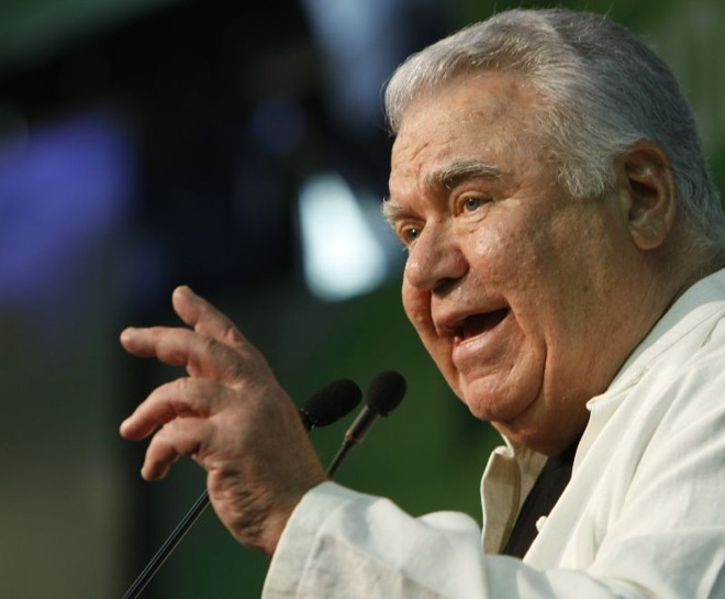 Lerner: ainda defensor do ônibus. | 