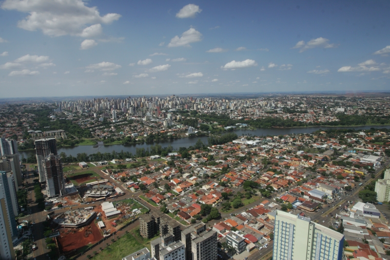 As inscrições para o concurso de Londrina devem ser feitas até 5 de maio, no site www.consulplan.net | Gilberto Abelha / Gazeta do Povo
