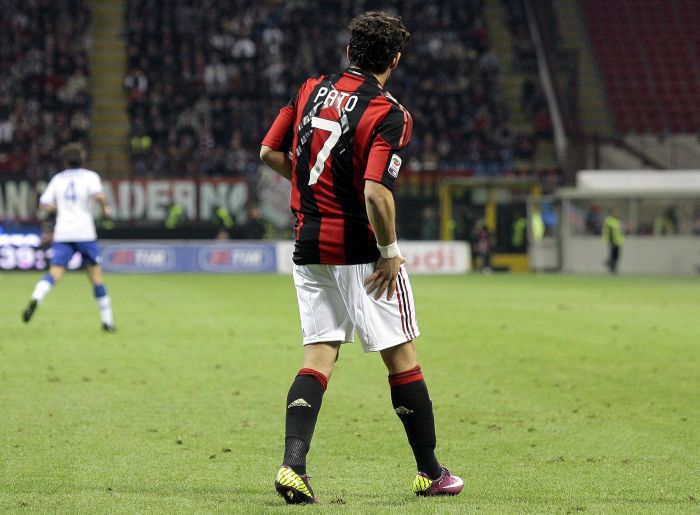 Por causa da lesão na coxa, Alexandre Pato fica fora do time do Milan contra o Brescia e o Bolgna | Alessandro Garofalo / Reuters