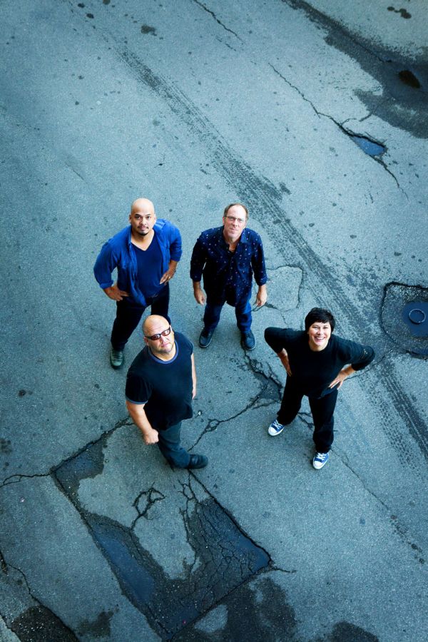 The Pixies: banda das mais influentes dos anos 1990 voltou a tocar em 2004 | Divulgação