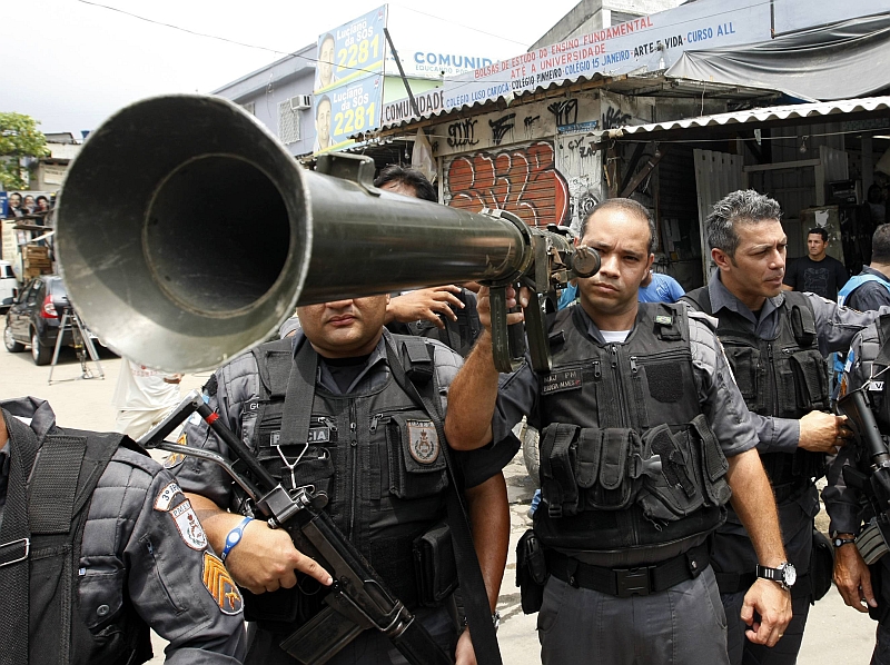 Bazuca de fabricação norte-americana encontrada no Complexo do Alemão em dezembro de 2010: alto poder de fogo | Joel Silva/Folhapress