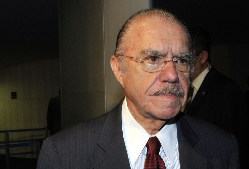 Sarney, sobre a discussão do desarmamento: " O que não se deve é mudar do bem para o mal e do mal para o pior" | José Cruz / Agência Brasil