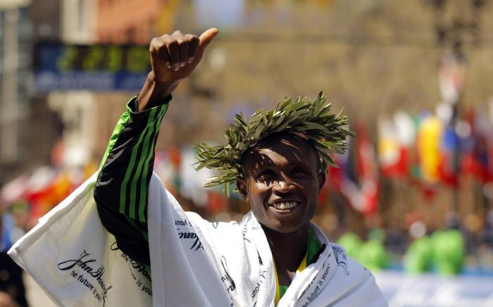 Geoffrey Mutai quebrou recorde na Maratona de Boston que durava desde 2008 | Brian Snyder / Reuters