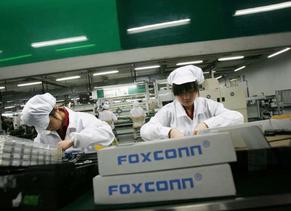 Unidade fabril da Foxconn na China: empresa é uma das maiores fabricantes de componentes eletrônicos do mundo, fornecendo produtos para Apple, Nokia e BMW. Faturamento em 2009 foi de US$ 61,5 bilhões | Bobby Yip/Reuters