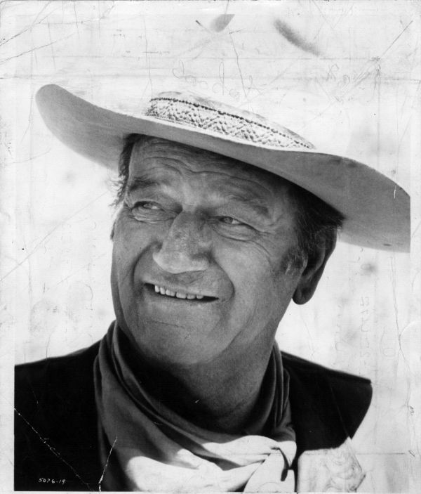 John Wayne imprime uma bem-humorada desilusão aos seus personagens | Divulgação