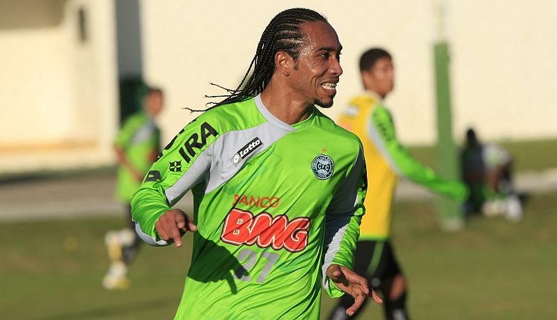 Everton Costa pode estrear no Coritiba na abertura do Brasileirão | Antonio Costa / Agência de Notícias Gazeta do Povo