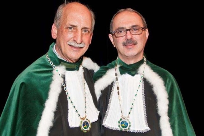 ACADEMIA PARANAENSE DE MEDICINA EMPOSSA NOVOS MEMBROS -Os médicos Miguel Ibrahim Abboud Hanna Sobrinho e César Roberto Busato são os novos acadêmicos da Academia Paranaense de Medicina, recém-empossados em cerimônia na Associação Médica do Paraná |