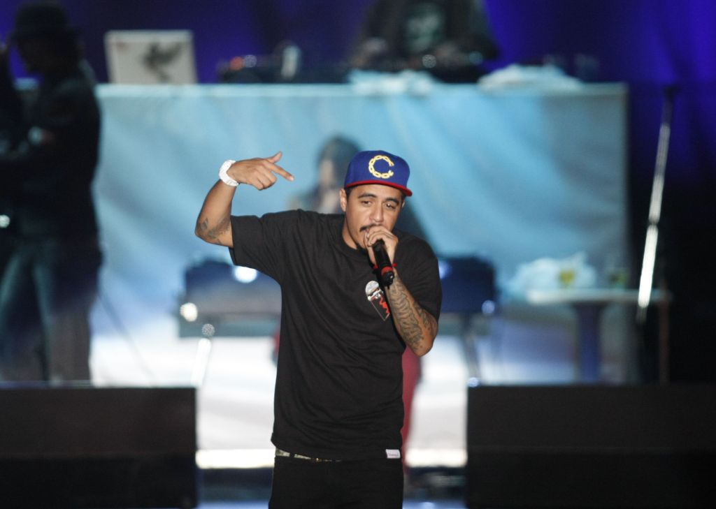 D2 agita público no segundo dia de Lupaluna | Jonathan Campos / Gazeta do Povo