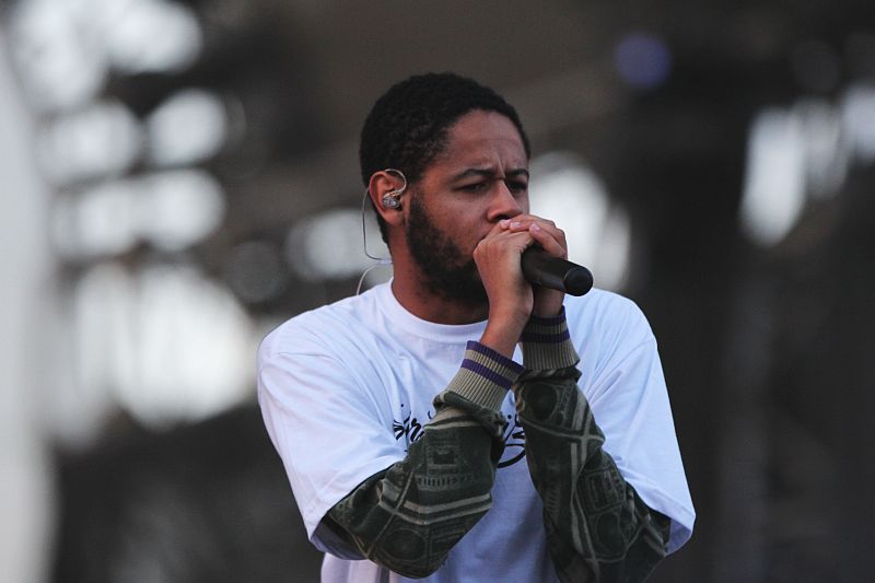 Emicida deu início aos trabalhos do segundo dia do Lupaluna 2011 | Walter Alves/Gazeta do Povo