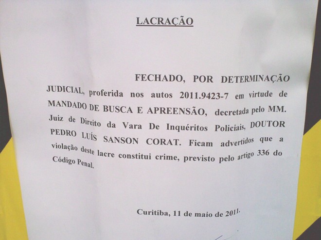 Estabelecimentos foram lacrados por determinação judicial |