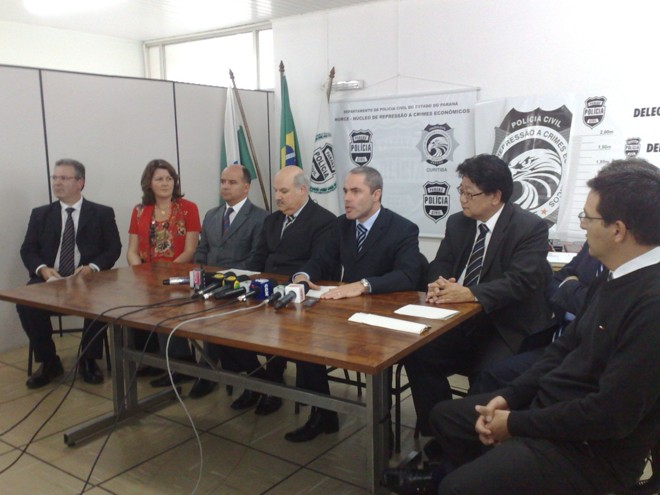 Em coletiva, polícia divulgou que estima que o golpe tenha desviado pelo menos R$ 10 milhões | 