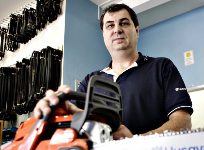 Hamilton Marochi: calote deixou rombo na loja de motosserras |