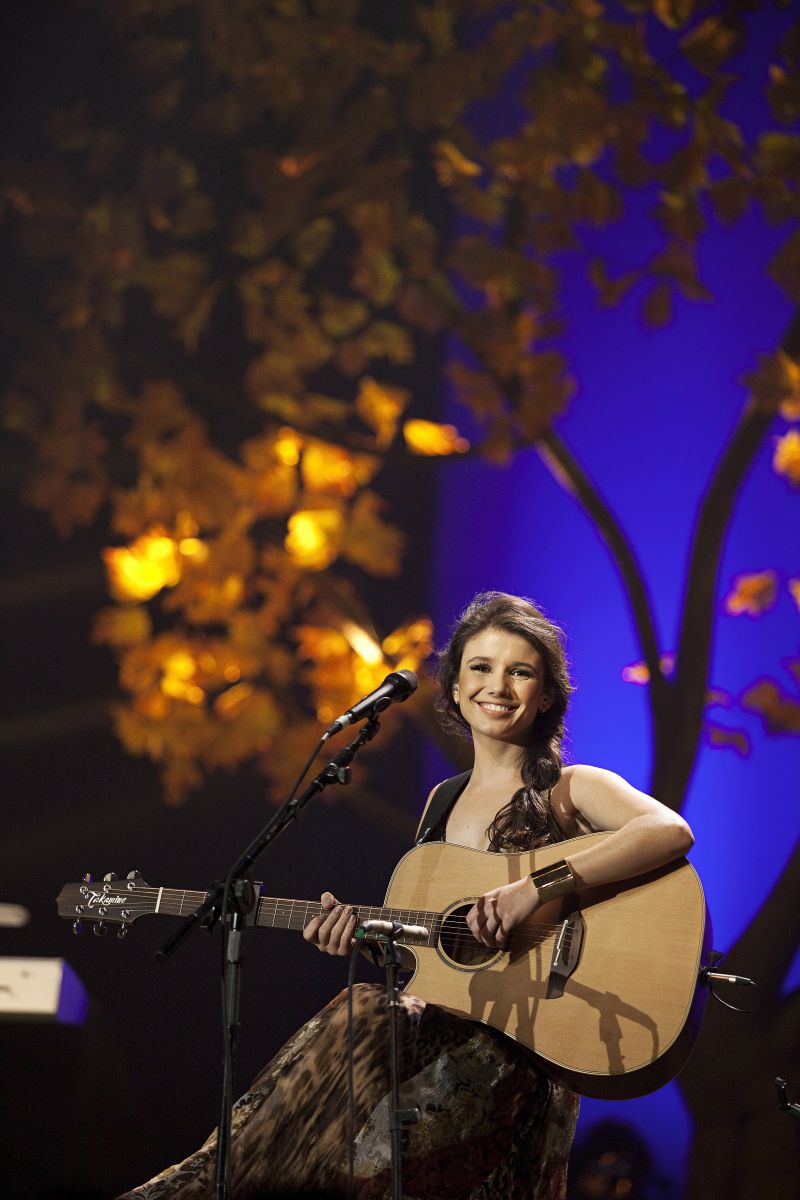 Paula deve fechar 2011 com 1 milhão de cópias vendidas de seu CD e DVD ao vivo | Divulgação