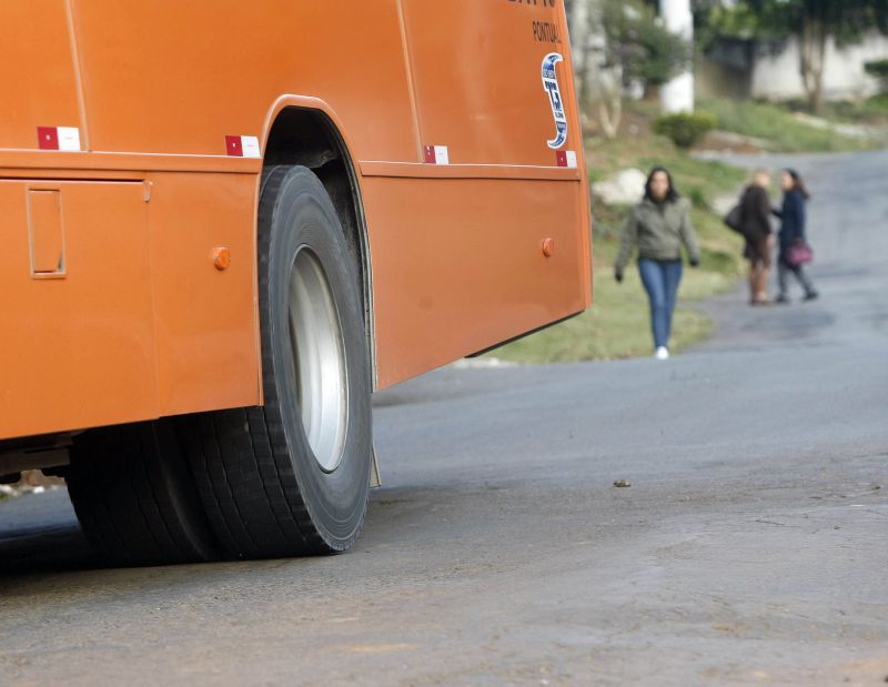 Ônibus num antipó de Santa Felicidade: bairros são os mais afetados | Valterci Santos/Gazeta do Povo