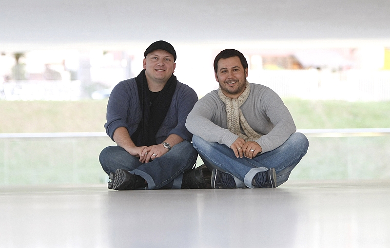 Maurício e Gianfábio estão juntos há 15 anos: casais do mesmo sexo não precisarão mais entrar na Justiça para garantir direitos | Jonathan Campos/ Gazeta do Povo