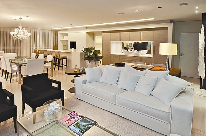 Projeto do arquiteto Ivan Wodzinsky para um apartamento do condomínio Brava Beach Internacional, em Santa Catarina |