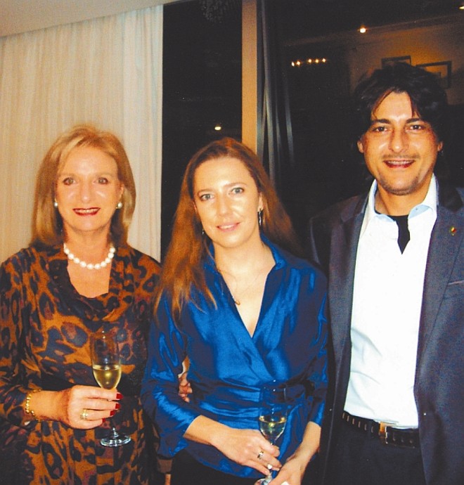 Mariza Teruchkin, a cônsul-geral da Polônia, Dorota Joanna Barys, e Massimo Bricchi | 