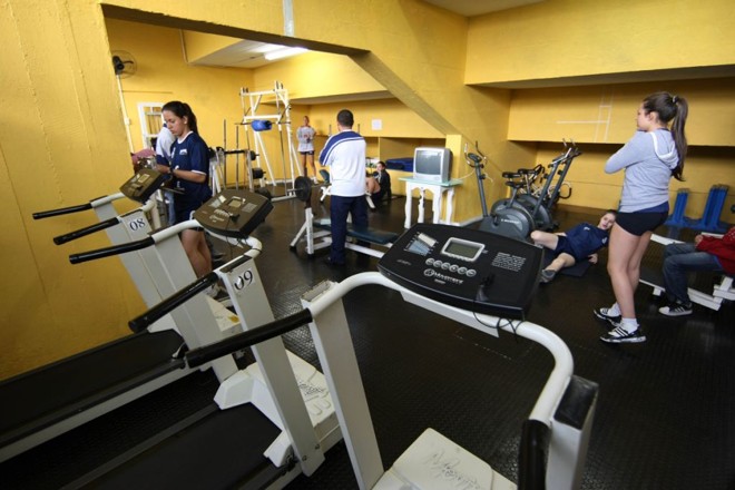 Clube oferece academia e profissionais exclusivos para os atletas | 