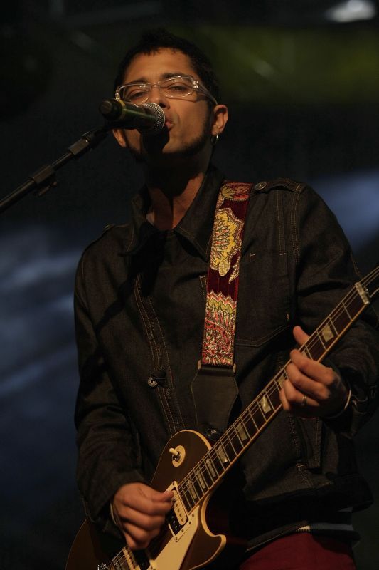 Banda Match se apresentou no palco da tenda EcoMusic. Grupo foi bem, e merecia um horário melhor | Hugo Harada/Gazeta do Povo