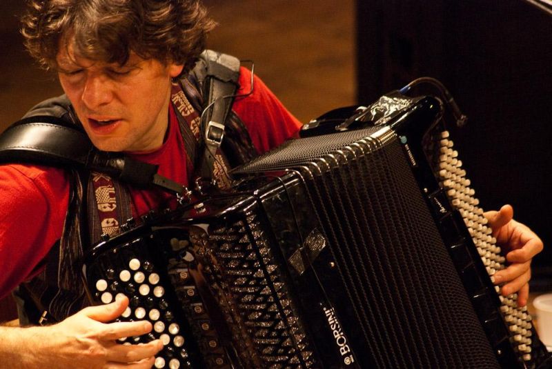 O bayan tem um timbre mais firme e um baixo mais profundo do que o acordeon normal | Divulgação