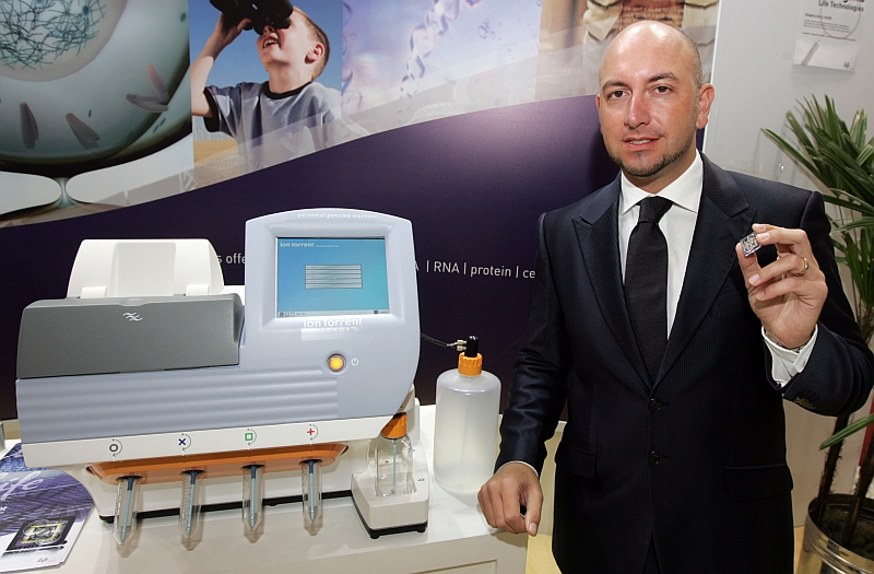 Gianluca Pettiti, da Life Technologies: novo equipamento permite leitura de sequências genéticas com rapidez e custo menor | Christian Rizzi/ Gazeta do Povo