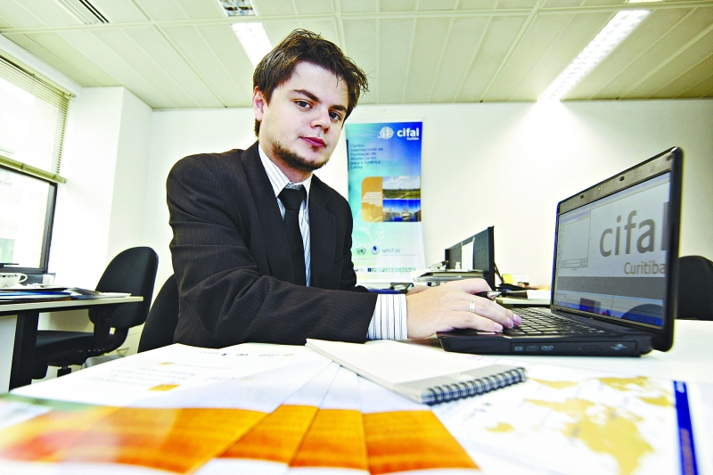 Vinícyus Carneiro, coordenador de Relações Internacionais do Cifal: acordo permitirá que estudantes trabalhem voluntariamente em projetos da entidade. | Antonio More/Gazeta do Povo