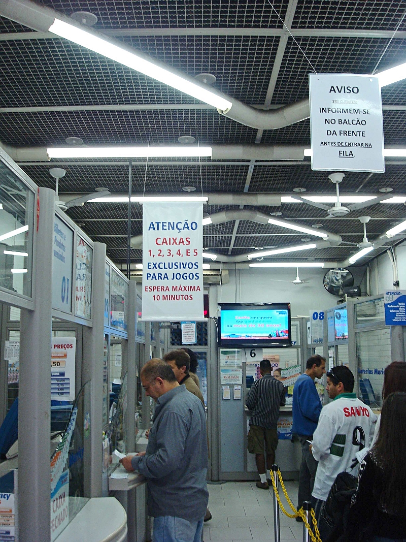 | Colaboração: Álvaro Antunes