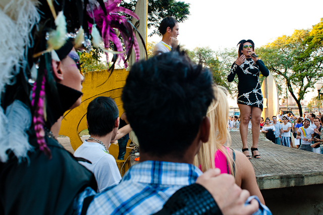 A caminhada aconteceu na tarde deste domingo, no centro de Maringá | Fábio Dias/Gazeta Maringá