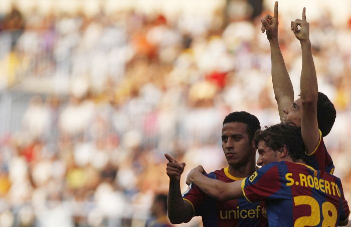 Bartra comemora o último gol do Barcelona na vitória sobre o Málaga | Jon Nazca / Reuters