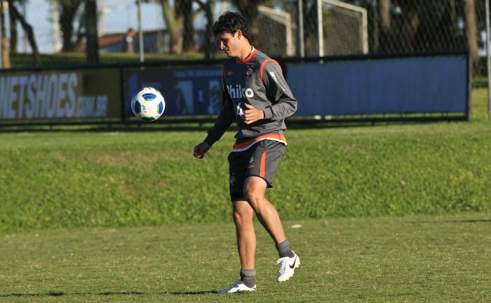Rafael Santos admite erro, mas está confiante que vai superá-lo | Antonio More / Gazeta do Povo