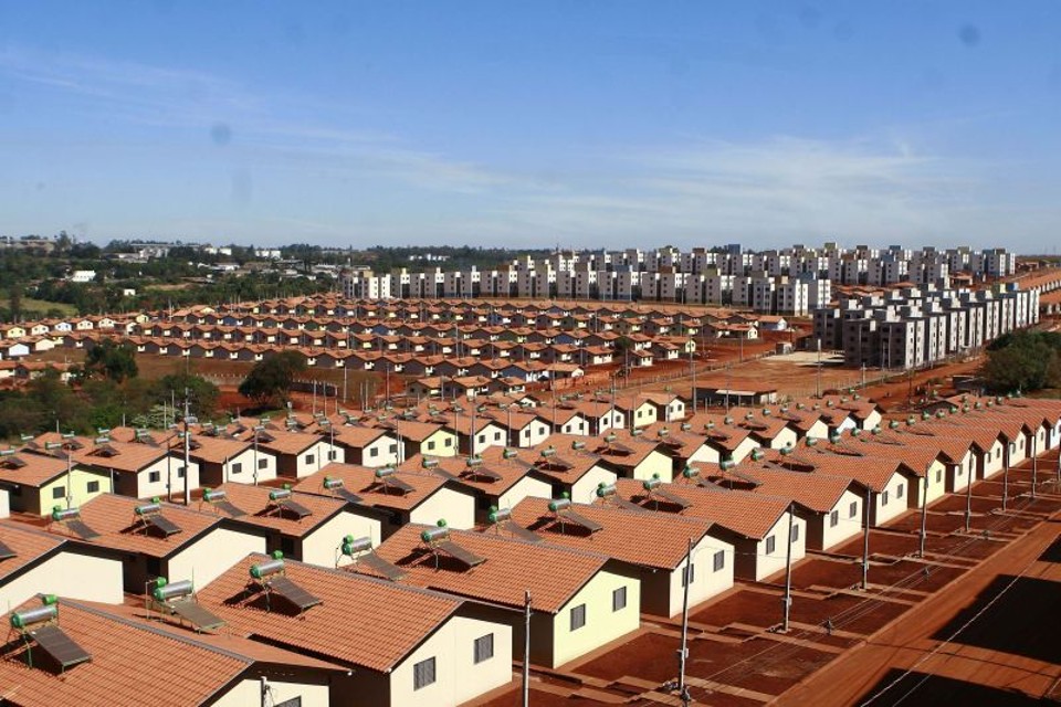 Construído em área antes ocupada por plantações, condomínio já atrai empresas de comércio e serviços para atender os futuros moradores | Roberto Custódio / JL