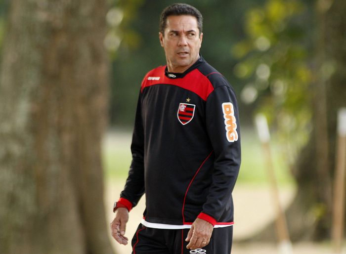 Luxemburgo decidiu manter Ronaldo Angelim, Luiz Antonio e Deivid, que entraram no segundo tempo contra o Galo | Maurício Val/VIPCOMM