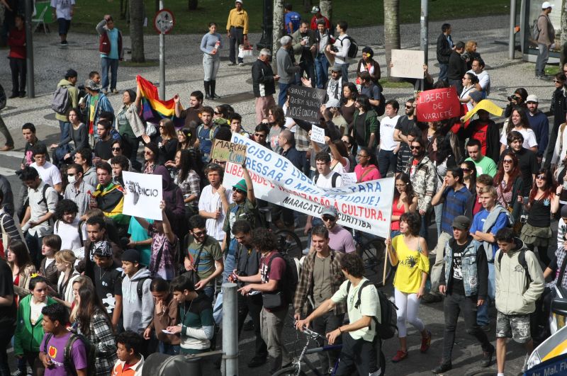 Diversos grupos levaram suas mensagens para a Marcha da Liberdade | Aniele Nascimento/ Agência de Notícias Gazeta do Povo