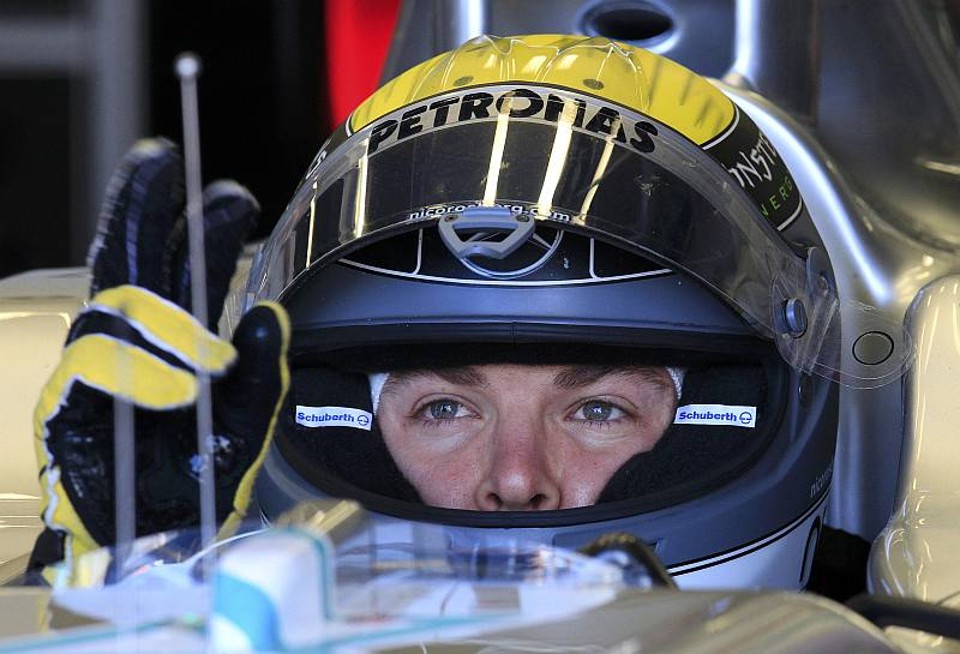 Rosberg faz o melhor tempo no 1º treino livre no Canadá Com o acidente de Vettel, Rosberg surpreendeu no primeiro treino livre no Canadá | Chris Wattie / Reuters