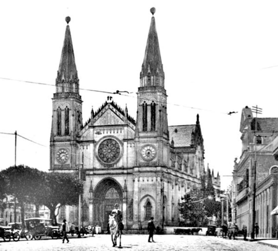 Catedral de Curitiba, em 1924 |