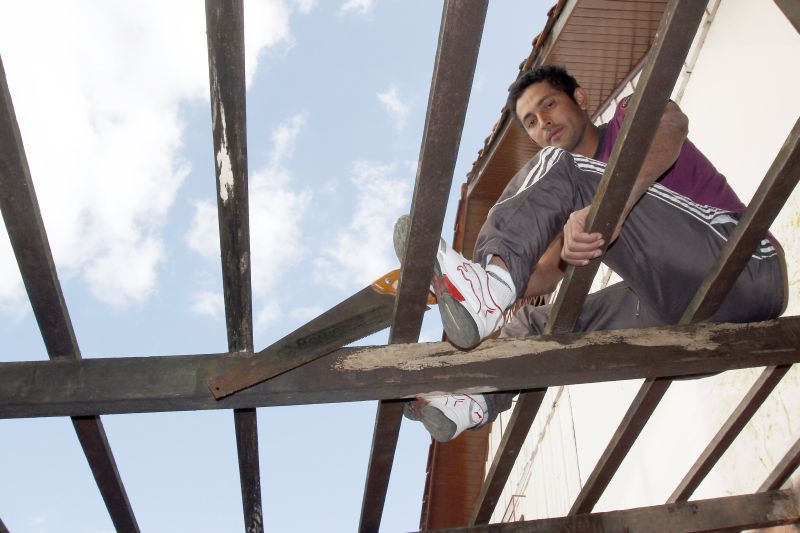 O carpinteiro maranhense João Batista da Silva se mudou com a família para Curitiba há um ano e dois meses: Sinto falta de comer lagosta | Walter Alves Gazeta do Povo