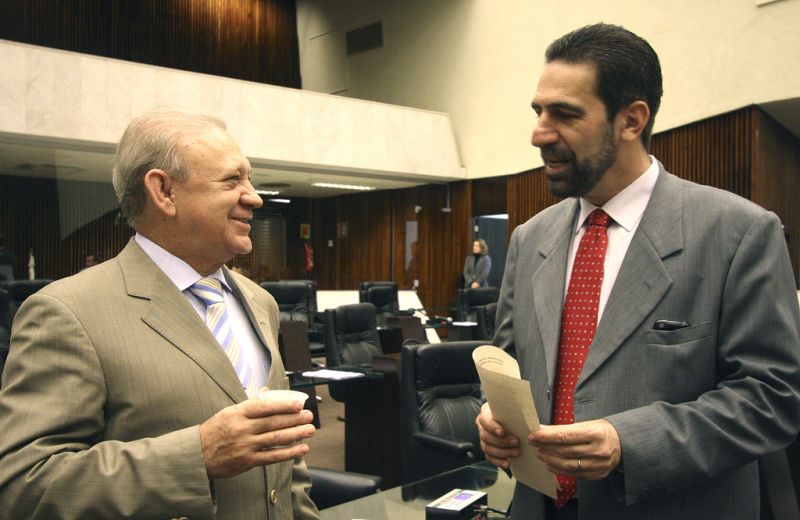 Ademar Traiano (PSDB), líder do governo na Assembleia, e Ênio Verri (PT), líder da oposição na Assembleia | Nnai Gois/Alep