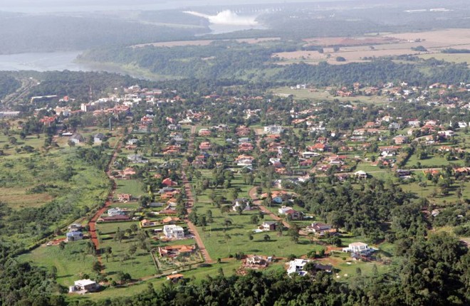 O Paraná Country Club, em Hernandárias, tem cerca de mil casas | 