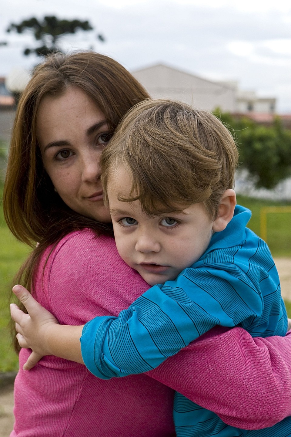 Marília do Rosário retirou o filho Thiago, que sofre de epilepsia, da escola após a instituição dizer que não o aceitaria mais | Antônio Costa / Gazeta do Povo