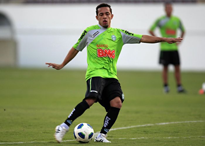 Éverton Ribeiro fica com a vaga de Rafinha no Coxa | Albari Rosa / Gazeta do Povo