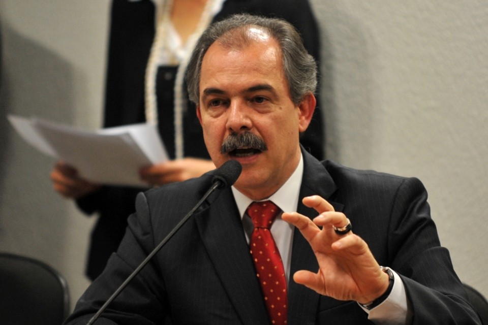 O ministro da Ciência e Tecnologia, Aloizio Mercadante, participa de audiência pública na Comissão de Assuntos Econômicos (CAE) | Antonio Cruz/ABr