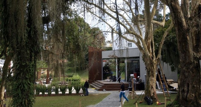 Profissionais fazem os últimos ajustes para dar início ao maior evento do segmento no estado |