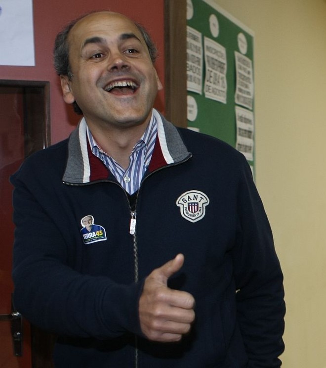 Gustavo Fruet: menos de um mês para se decidir. | 