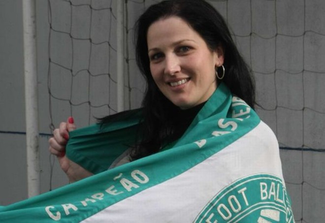 Karina Manfron aposta no triunfo por 3 a 0, com gols de Bill, Rafinha e Emerson | 