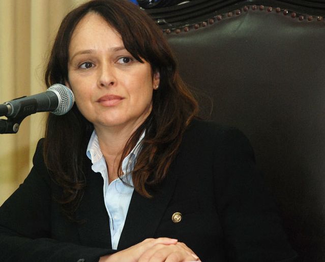 Myrian Rios causou polêmica em discurso na Alerj no último dia 22 | Divulgação / Alerj