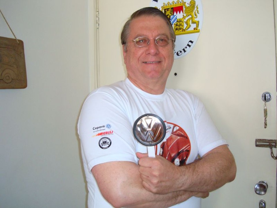 Alexander Gromow, radicado no Brasil há 62 anos | Divulgação/ www.euamomeufusca.com.br